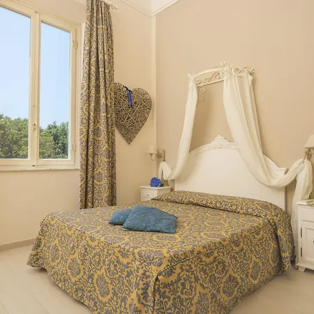 酒店 Parisi Grand 4*