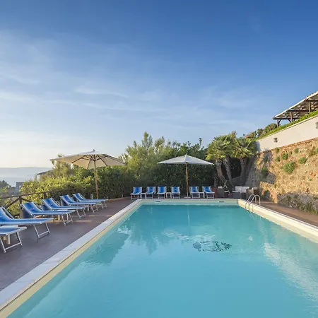 Parisi Grand 4* 卡斯蒂利翁切洛