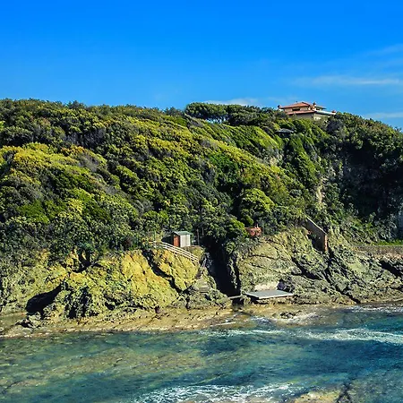 Parisi Grand 酒店 4*