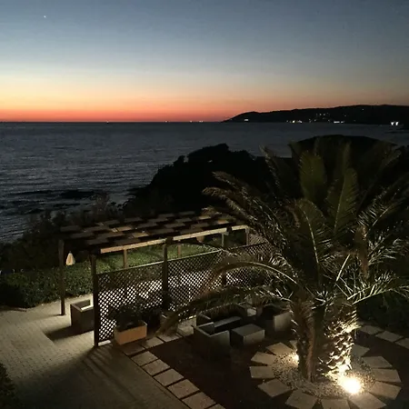 Parisi Grand 酒店 4*