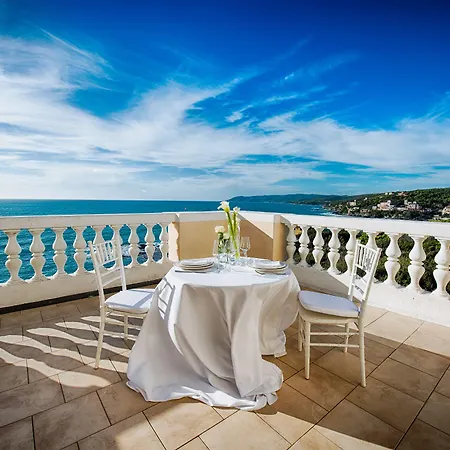 酒店 Parisi Grand 4*